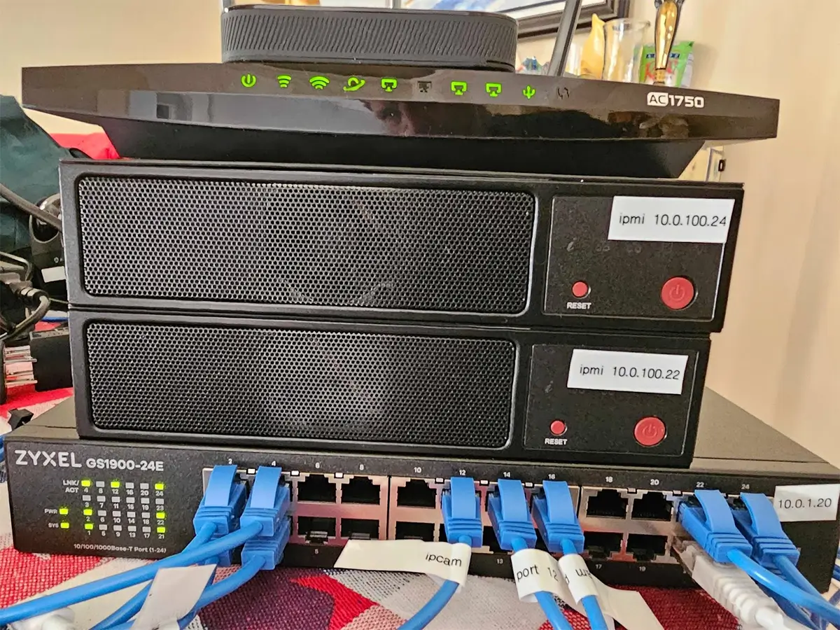 The minimal setup needed for a retail store includes two servers—forming a two-node HA Kubernetes cluster—along with a switch, router, and 5G hotspot.